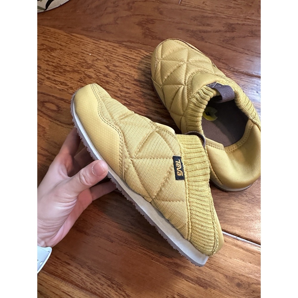Teva Reember Ember Moc Honey Gold Shoes Womens Size 5